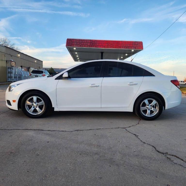 used 2014 Chevrolet Cruze car, priced at $5,900