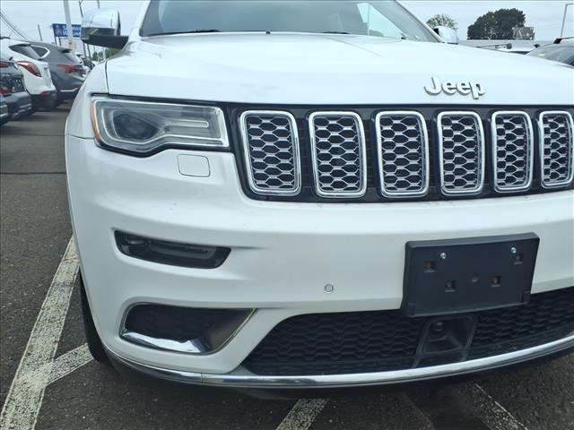 used 2018 Jeep Grand Cherokee car, priced at $21,237