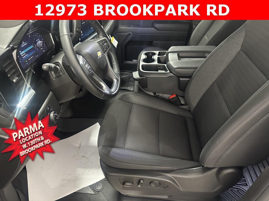 used 2025 Chevrolet Silverado 1500 car, priced at $42,997