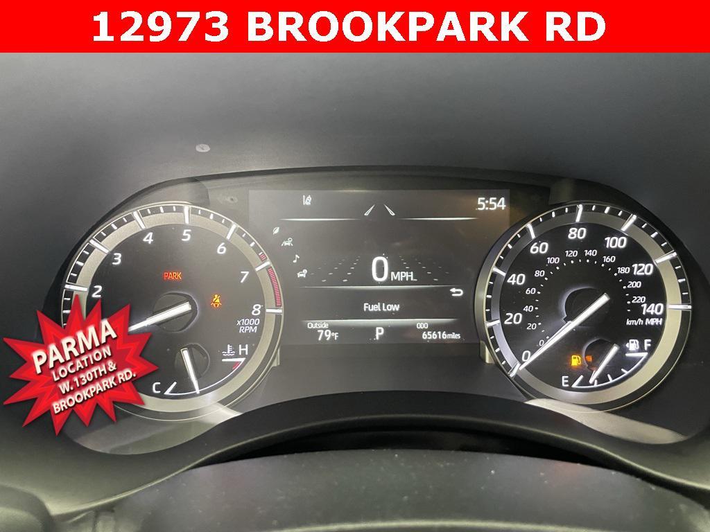 used 2022 Toyota Highlander car, priced at $30,994