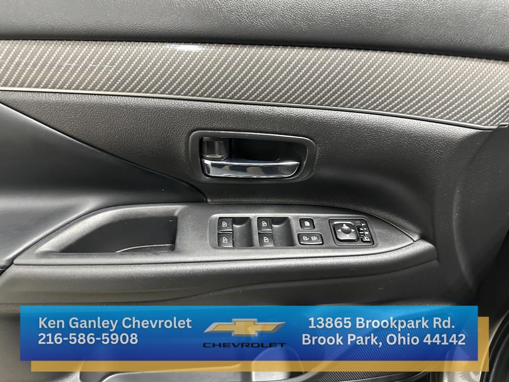 used 2020 Mitsubishi Outlander car, priced at $13,988