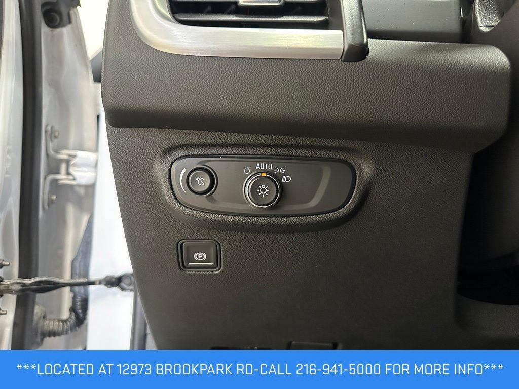 used 2023 GMC Terrain car, priced at $24,424