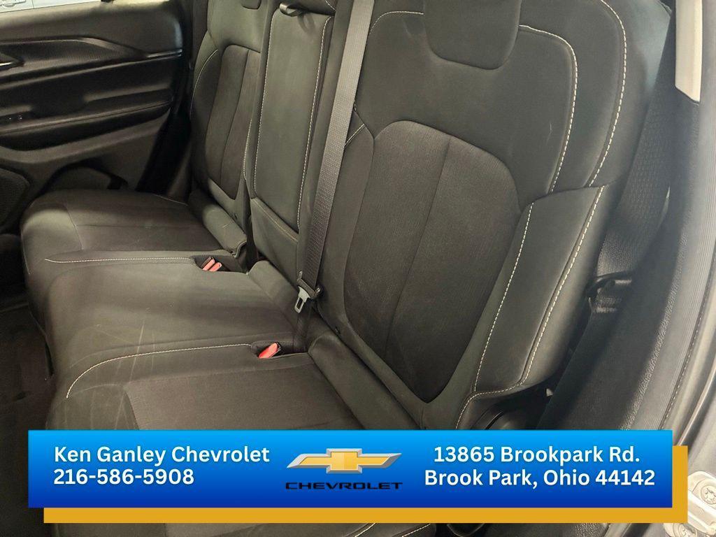 used 2023 Jeep Grand Cherokee car, priced at $26,994