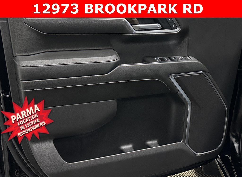 used 2025 Chevrolet Silverado 1500 car, priced at $38,714