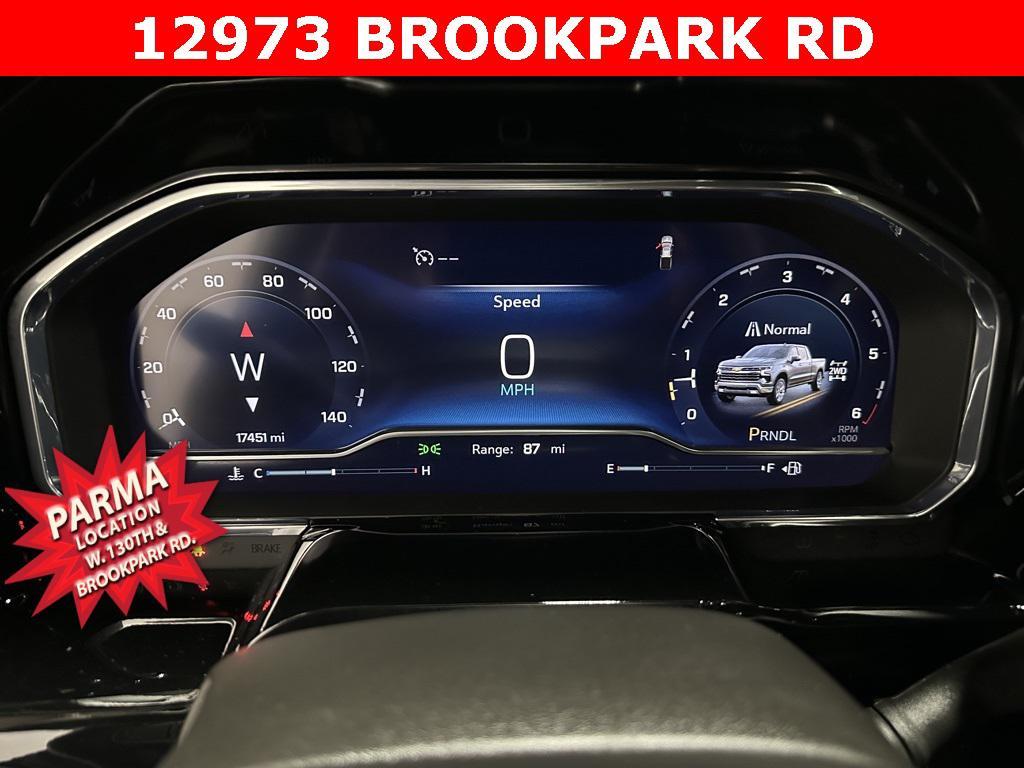 used 2025 Chevrolet Silverado 1500 car, priced at $38,714