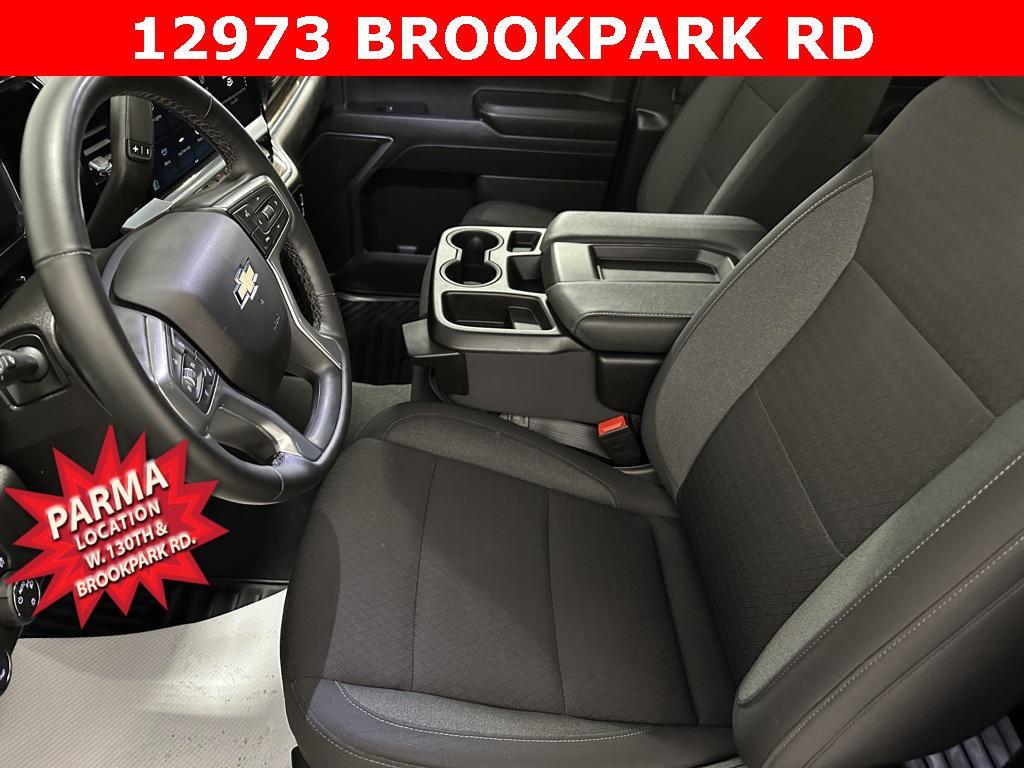 used 2025 Chevrolet Silverado 1500 car, priced at $38,714