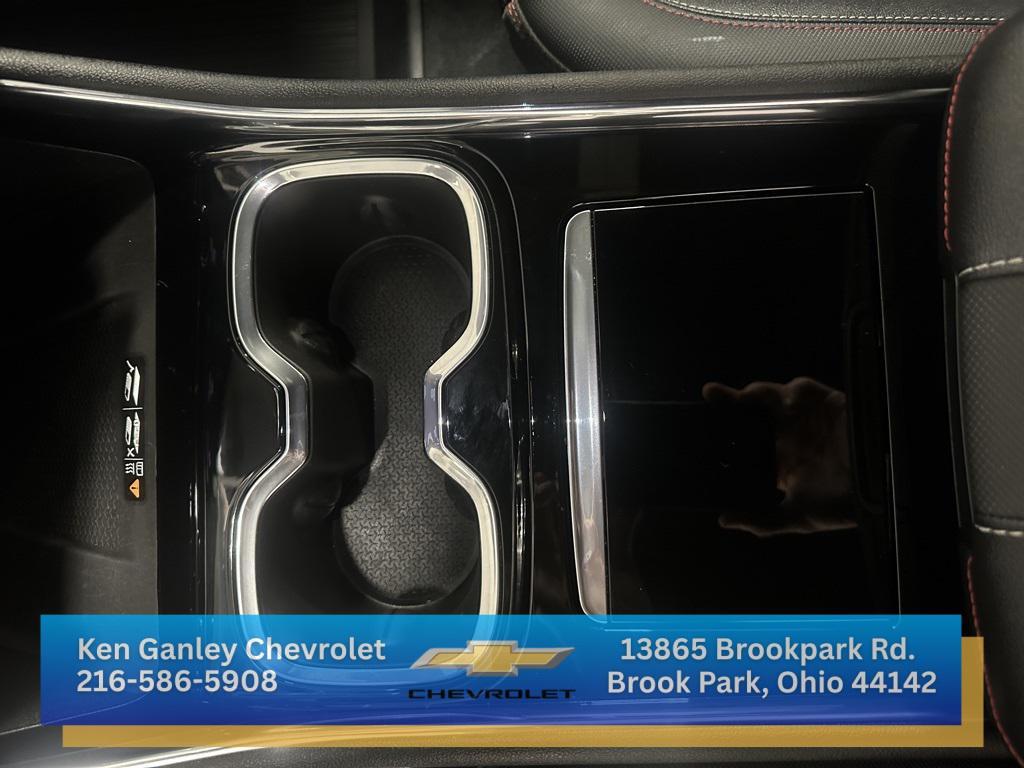 used 2024 Chevrolet Traverse car, priced at $48,100