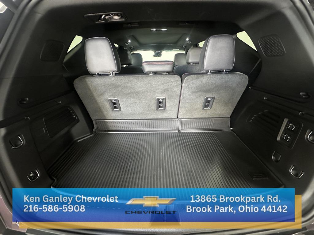 used 2024 Chevrolet Traverse car, priced at $48,100