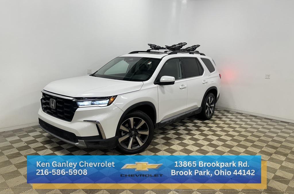 used 2024 Honda Pilot car, priced at $41,125