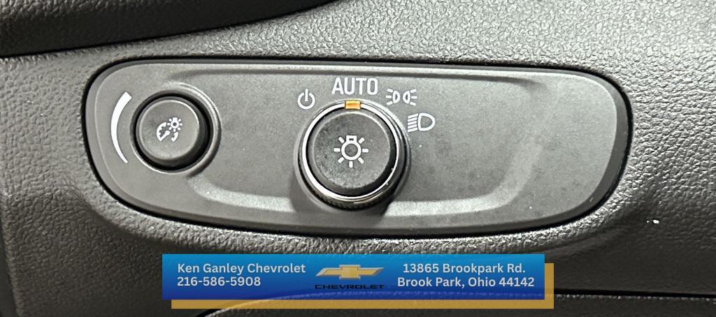 used 2022 Chevrolet Trax car, priced at $18,499