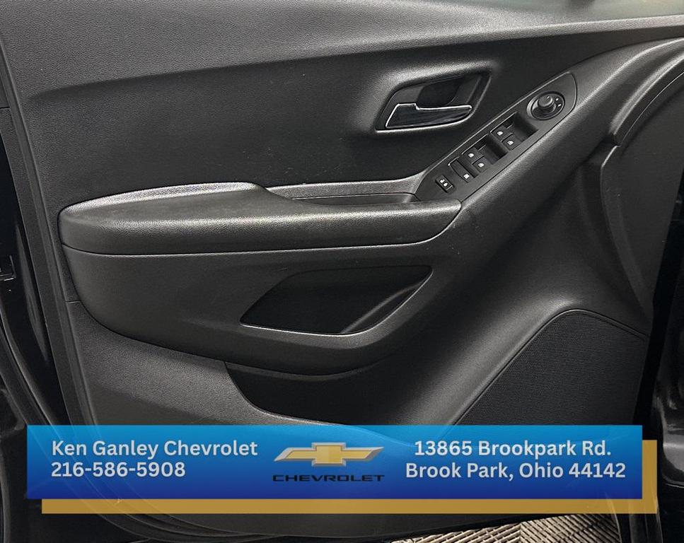 used 2022 Chevrolet Trax car, priced at $18,499