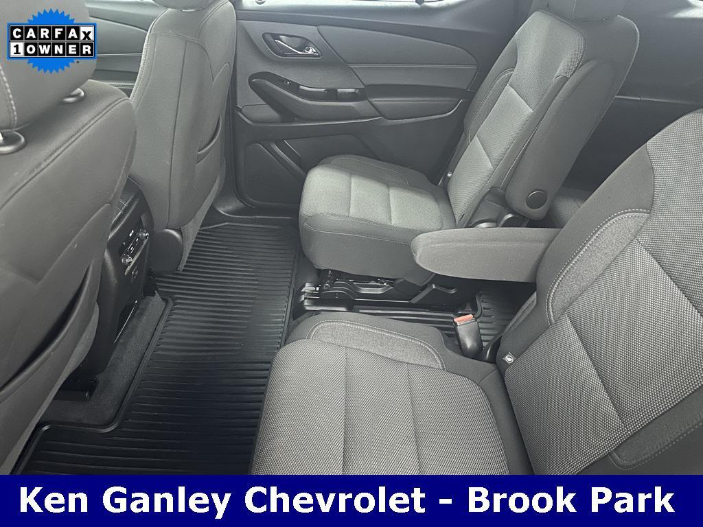 used 2023 Chevrolet Traverse car, priced at $27,986