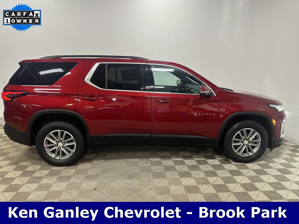 used 2023 Chevrolet Traverse car, priced at $27,986
