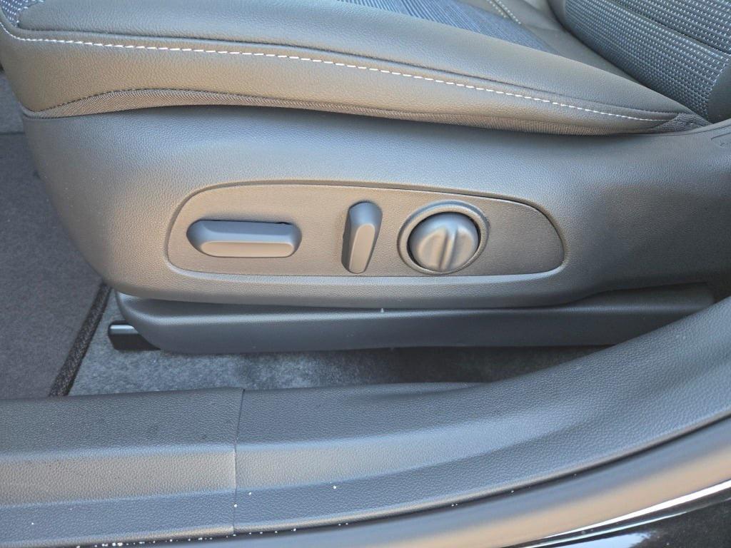 new 2026 Buick Envista car, priced at $25,735