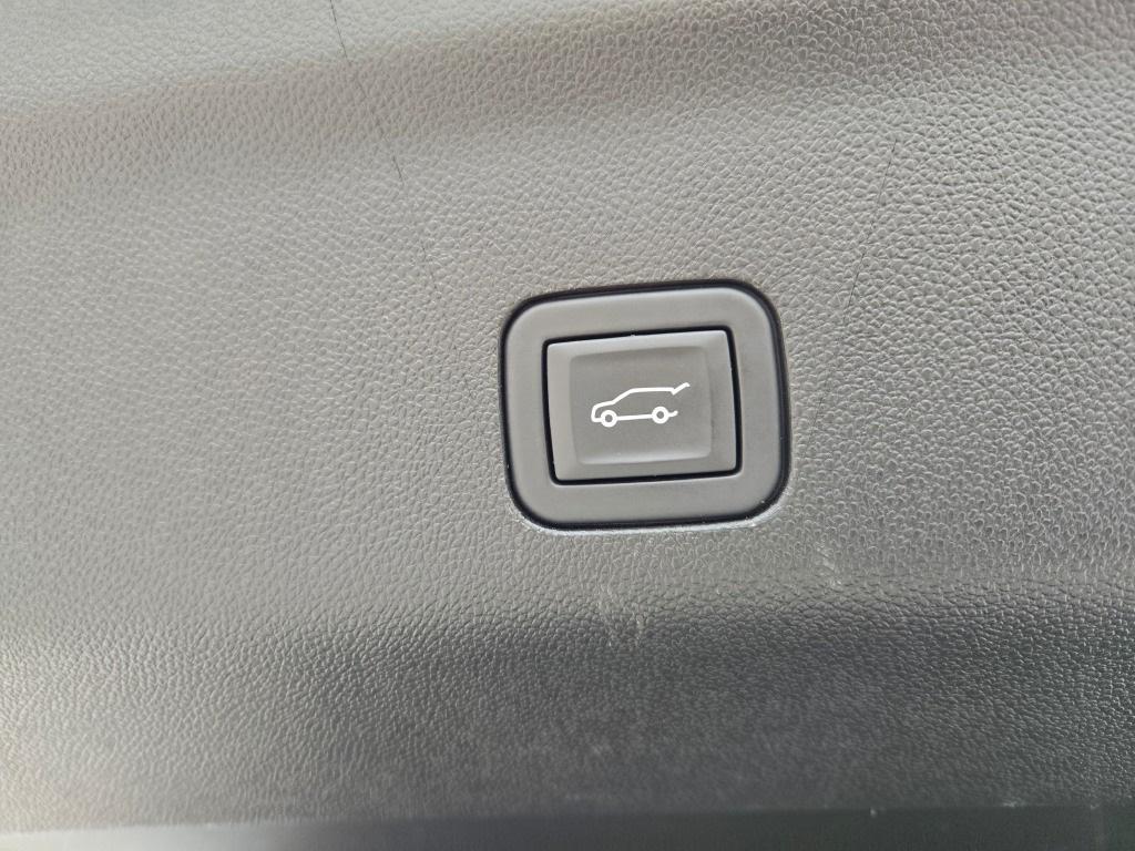 used 2023 GMC Yukon car, priced at $65,750