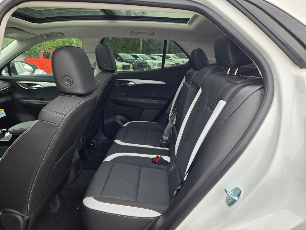 new 2025 Buick Envision car, priced at $37,119