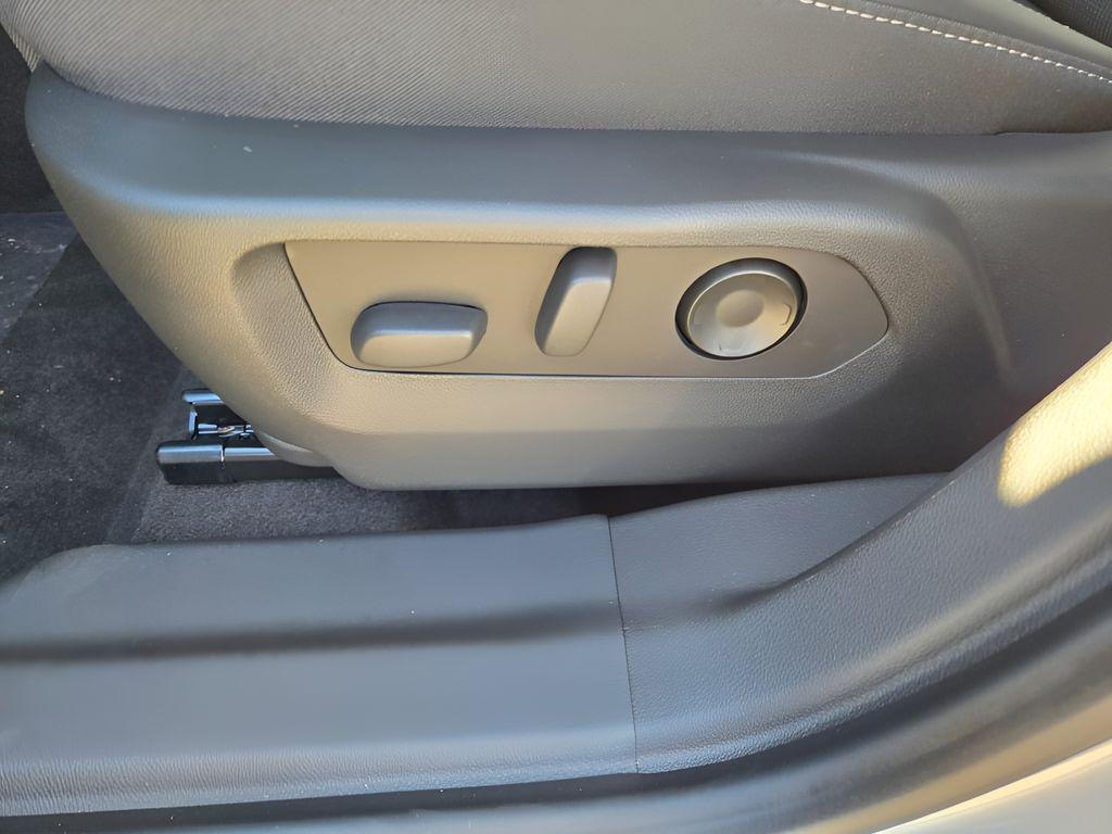 new 2025 Buick Envision car, priced at $35,265