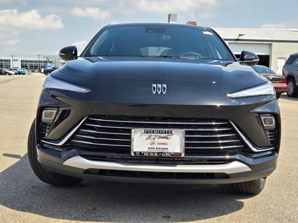 new 2025 Buick Envista car, priced at $23,779
