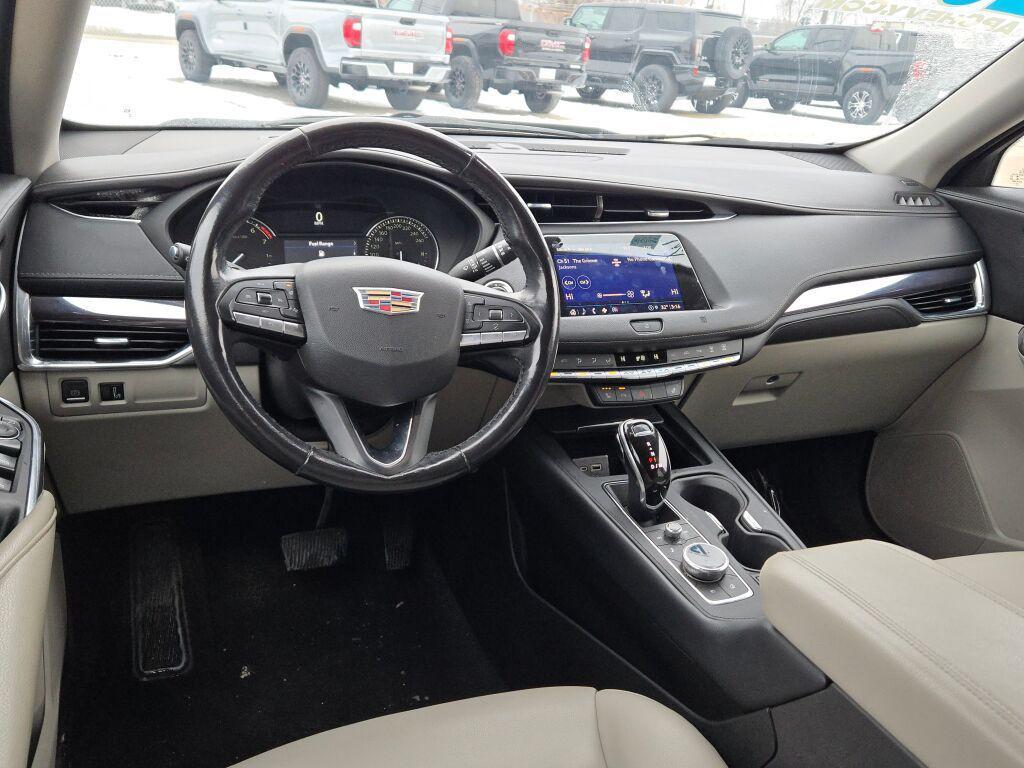 used 2021 Cadillac XT4 car, priced at $25,019