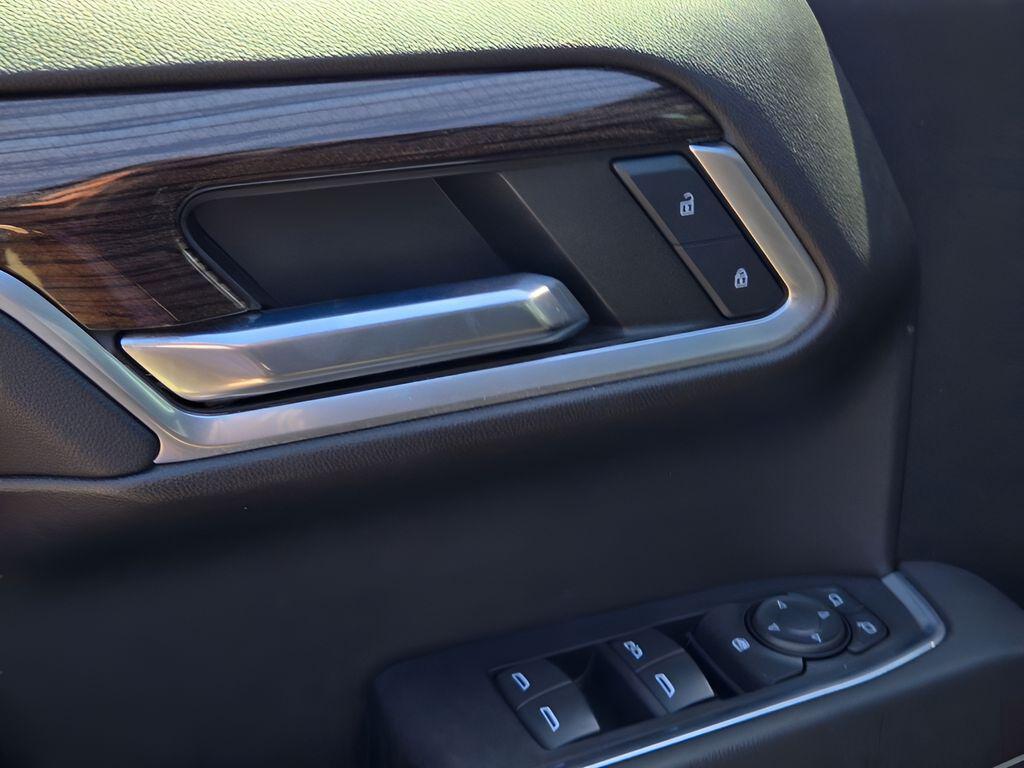 used 2022 Chevrolet Silverado 1500 car, priced at $40,580