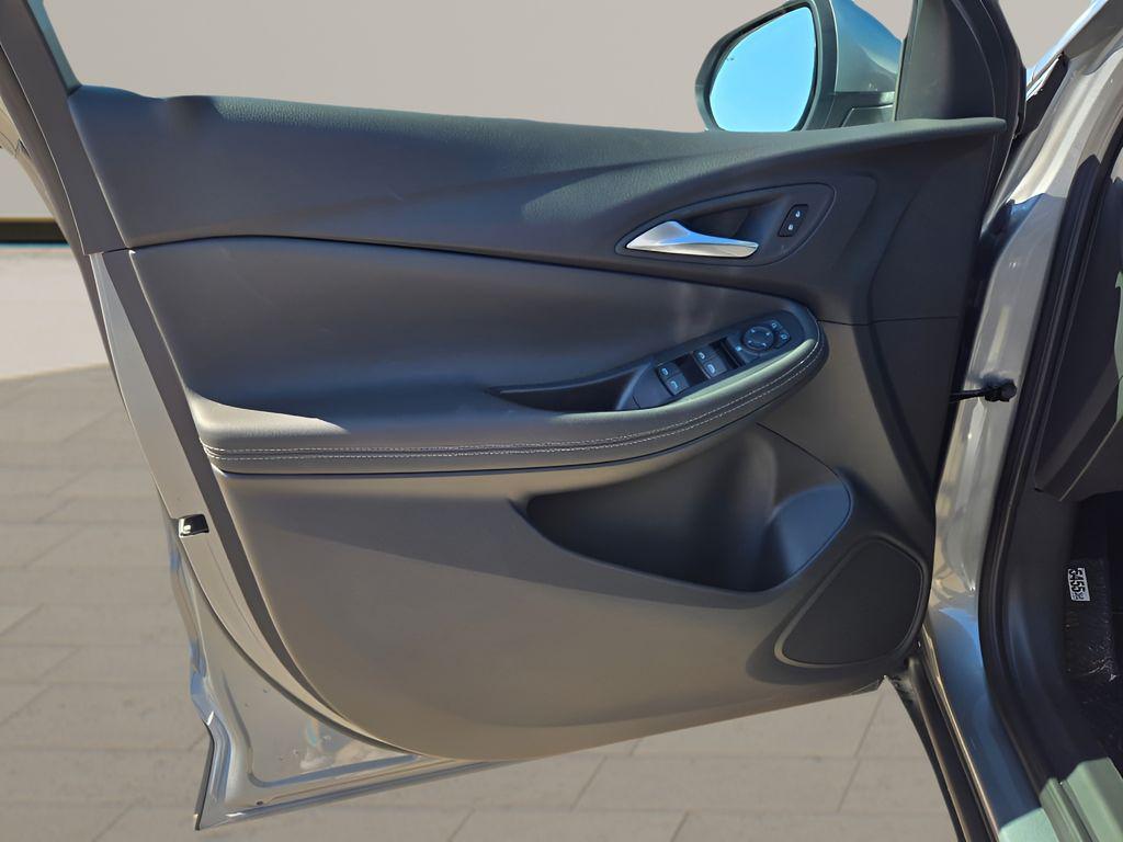 new 2024 Buick Encore GX car, priced at $23,485