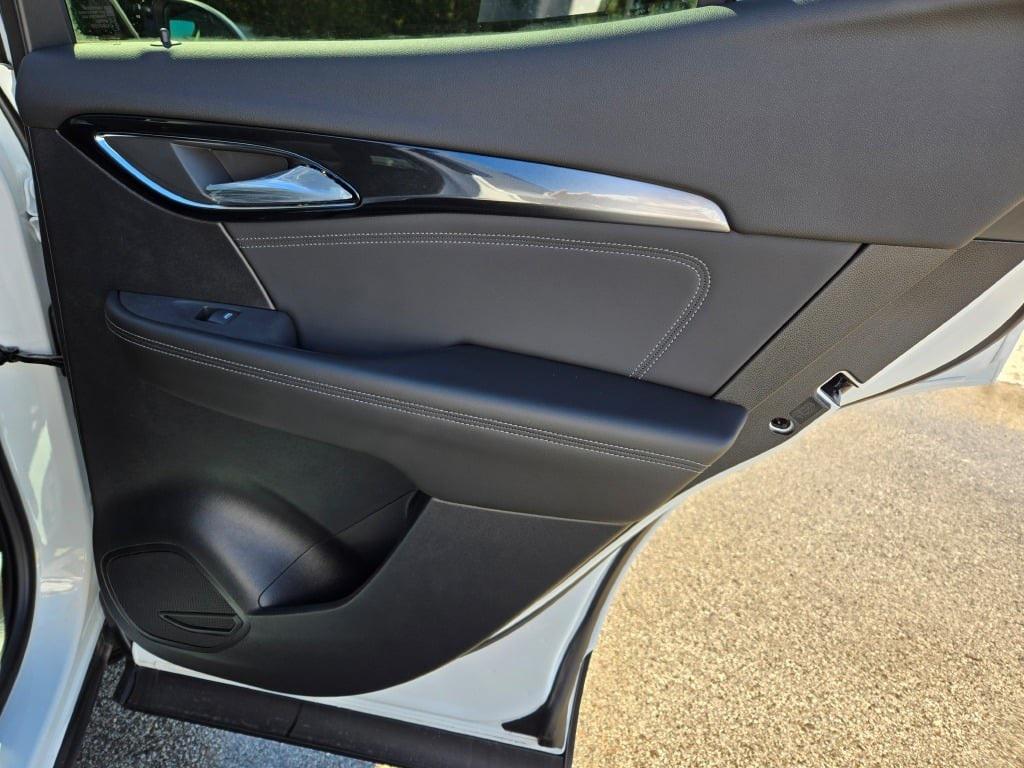 new 2025 Buick Envision car, priced at $38,125