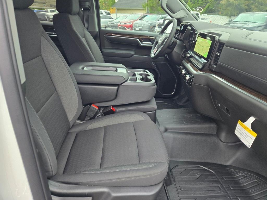 new 2026 GMC Sierra 1500 car, priced at $46,619