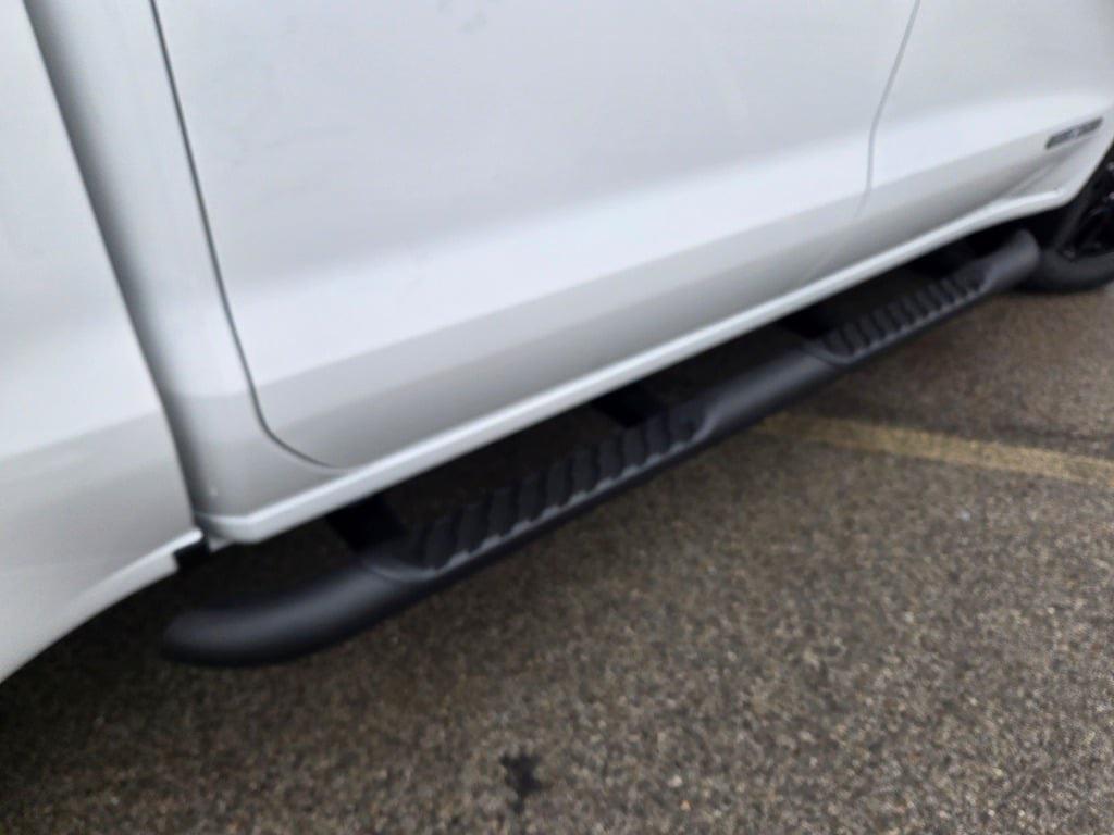 new 2026 GMC Sierra 1500 car, priced at $46,619