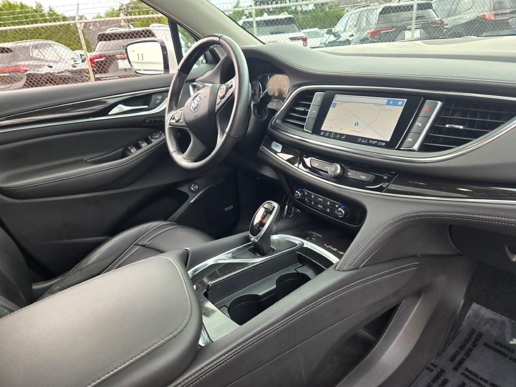 2021 White Frost Tricoat Buick Enclave