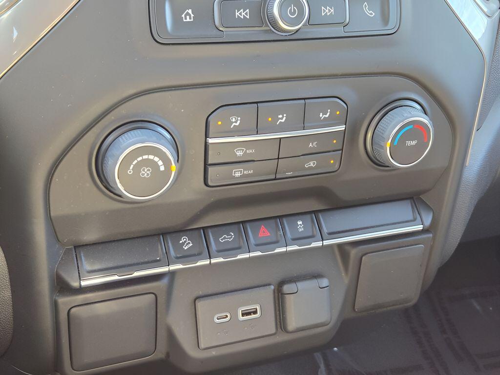 used 2021 Chevrolet Silverado 1500 car, priced at $34,285