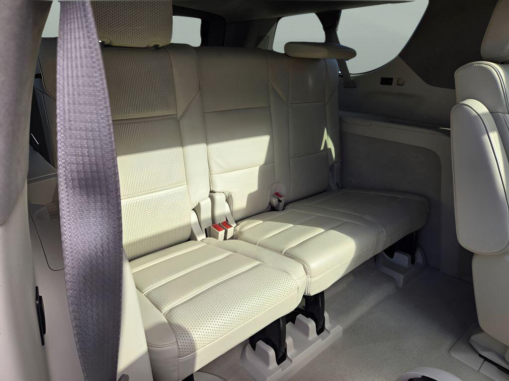 used 2023 Cadillac Escalade ESV car, priced at $76,327