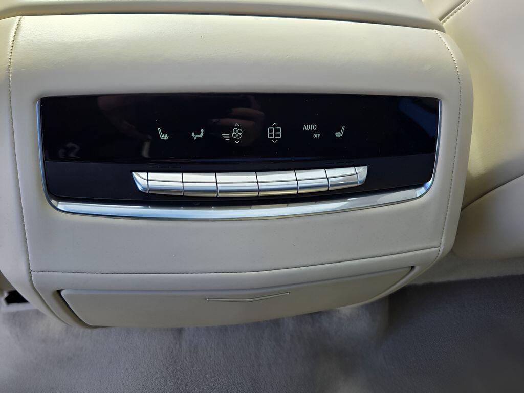 used 2023 Cadillac Escalade ESV car, priced at $76,327