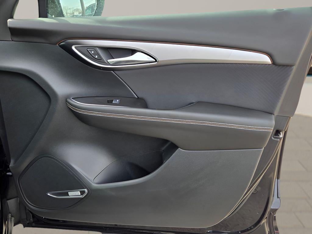new 2025 Buick Envision car, priced at $35,074