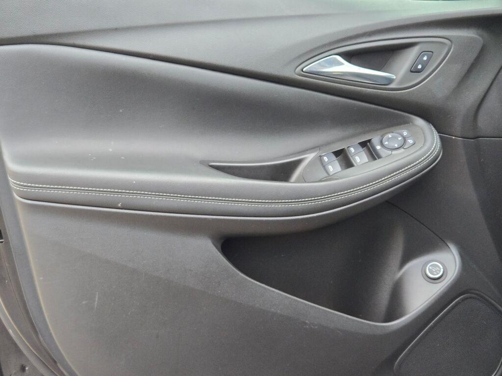 used 2022 Buick Encore GX car, priced at $19,899