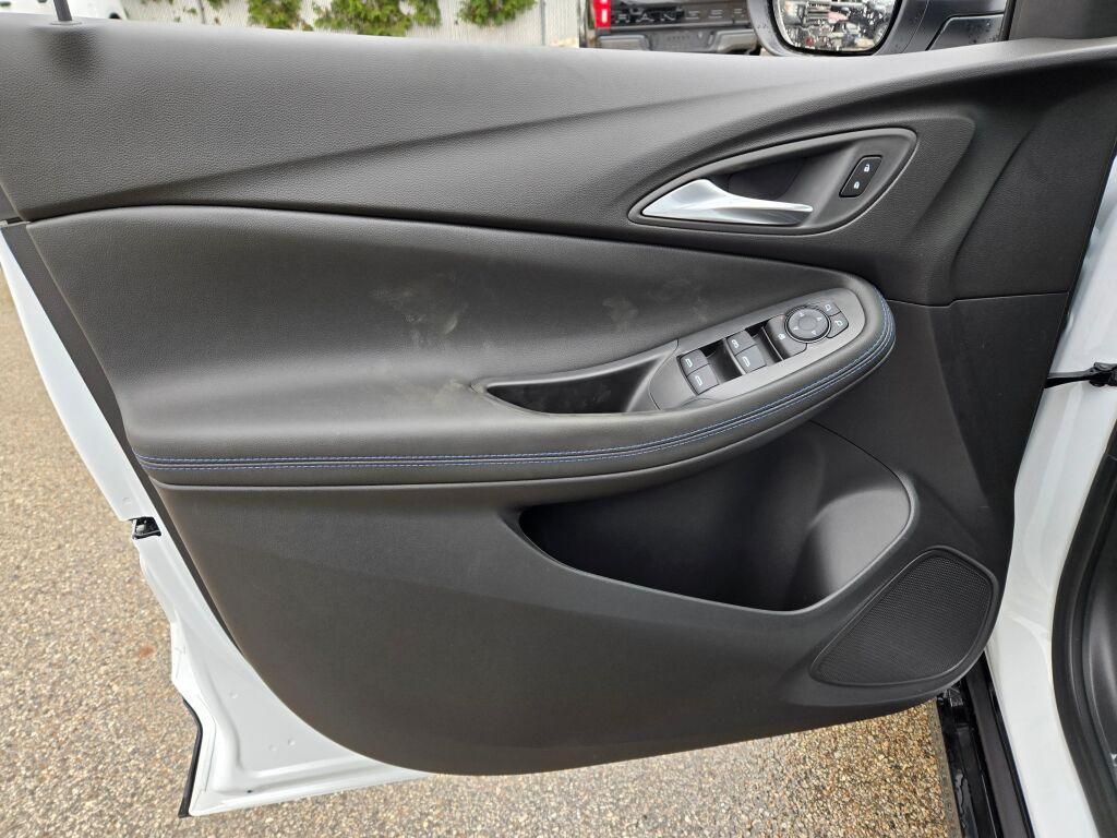 new 2026 Buick Encore GX car, priced at $25,984