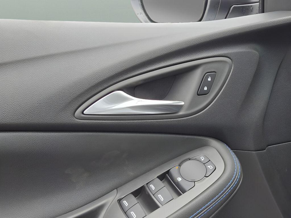 new 2026 Buick Encore GX car, priced at $24,984