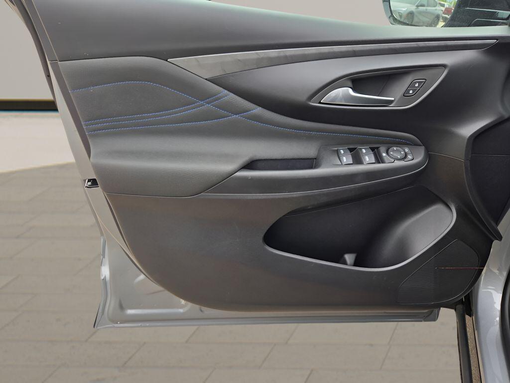 new 2026 Buick Envista car, priced at $27,636