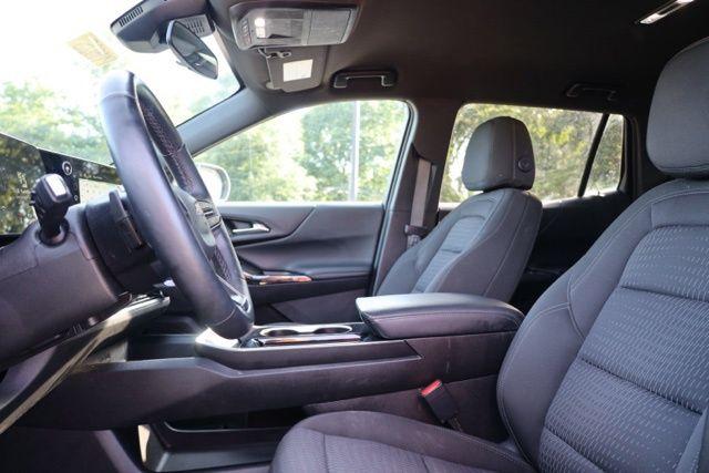 used 2025 Chevrolet Equinox car, priced at $24,900