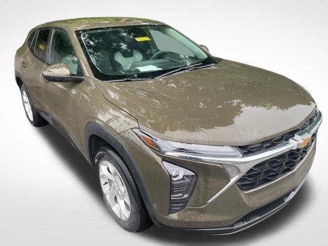 used 2024 Chevrolet Trax car, priced at $20,512