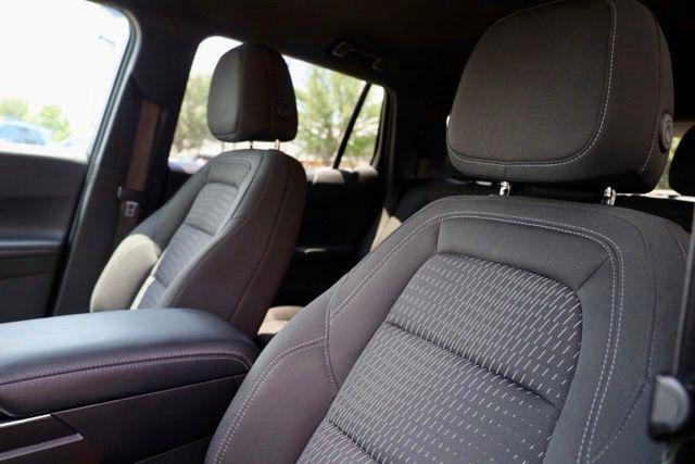 used 2025 Chevrolet Equinox car, priced at $24,882