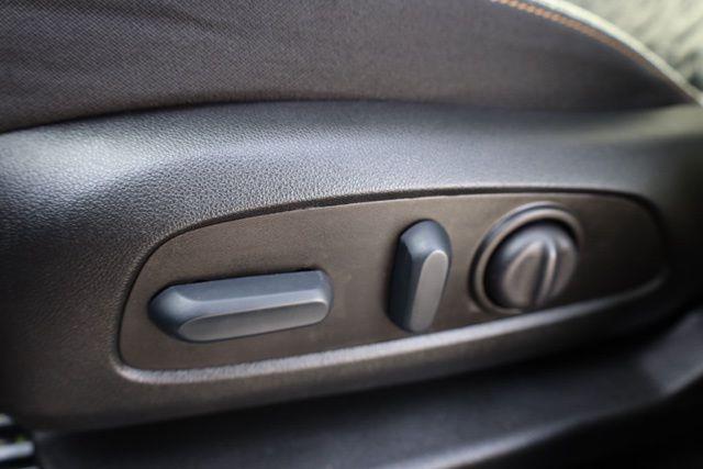 used 2022 Chevrolet Equinox car, priced at $19,428