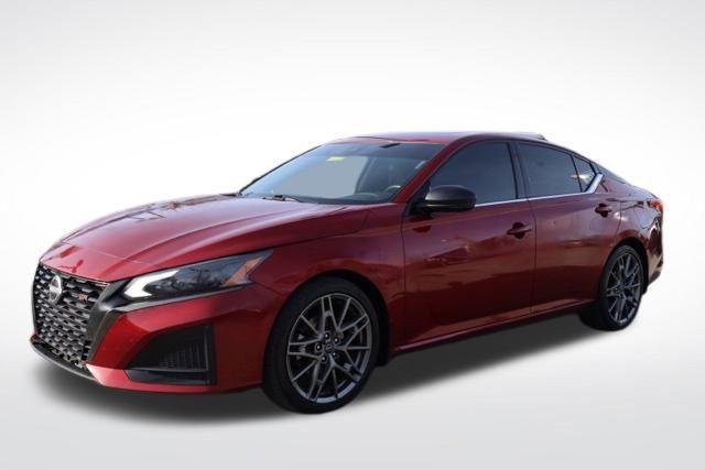 used 2023 Nissan Altima car, priced at $21,703