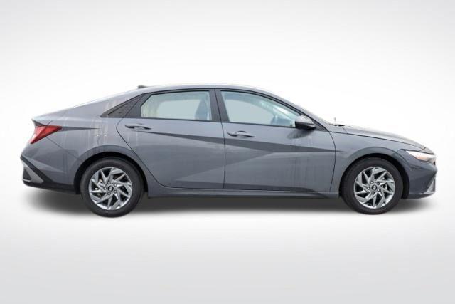 used 2024 Hyundai Elantra car, priced at $19,390
