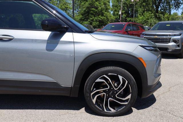 used 2024 Chevrolet TrailBlazer car, priced at $25,990