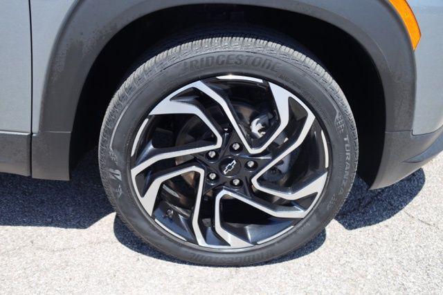 used 2024 Chevrolet TrailBlazer car, priced at $25,990