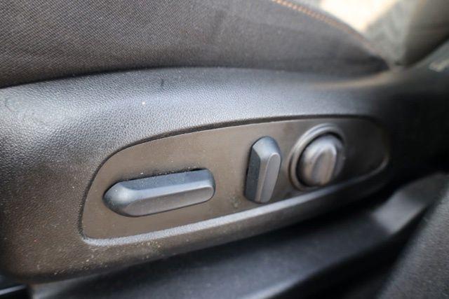 used 2023 Chevrolet Equinox car, priced at $21,200