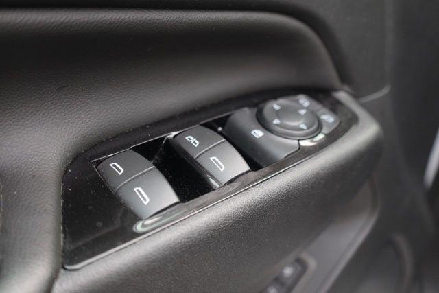 used 2023 Chevrolet Equinox car, priced at $22,678