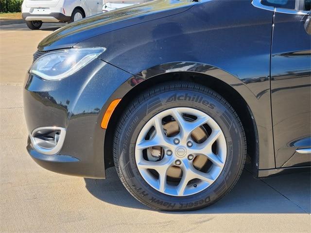 used 2020 Chrysler Pacifica car, priced at $14,977