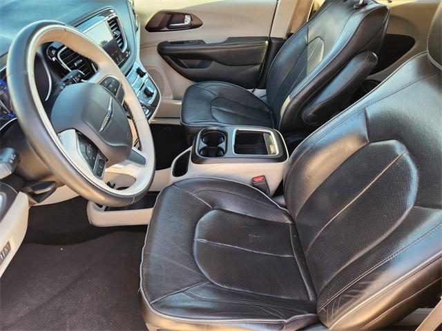 used 2020 Chrysler Pacifica car, priced at $14,977