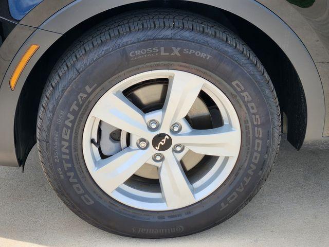 used 2026 Kia Sorento car, priced at $31,112
